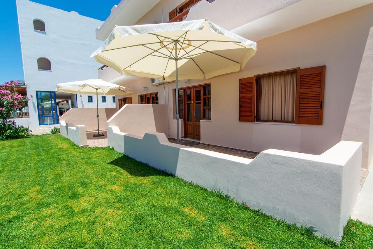 Liviko Beach Apartments - Only Adults Франгокастелло Экстерьер фото